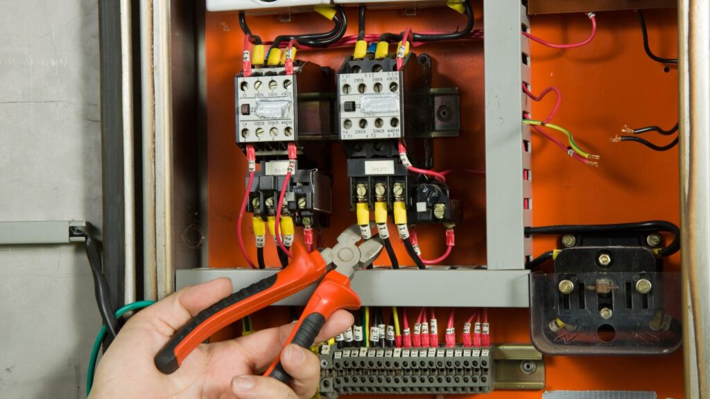 Was kostet ein Elektriker in Düsseldorf?